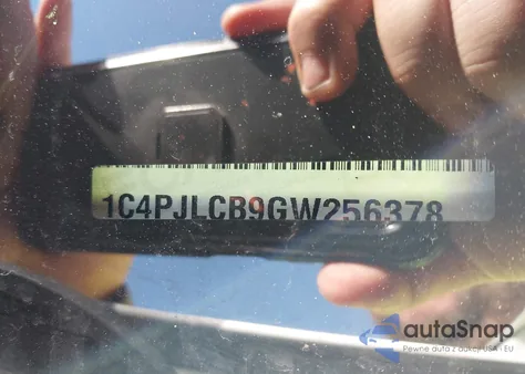 2016 Jeep Cherokee Latitude из США, поврежденный, VIN 1C4PJLCB9GW256378